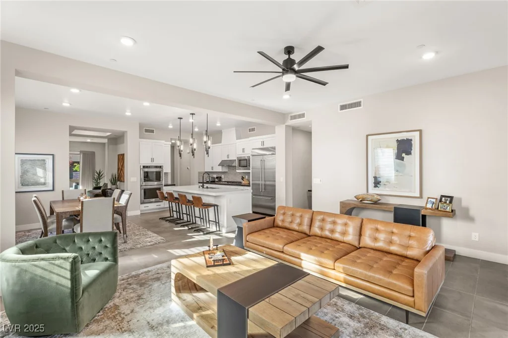 11280 Granite Ridge, Las Vegas, NV 89135