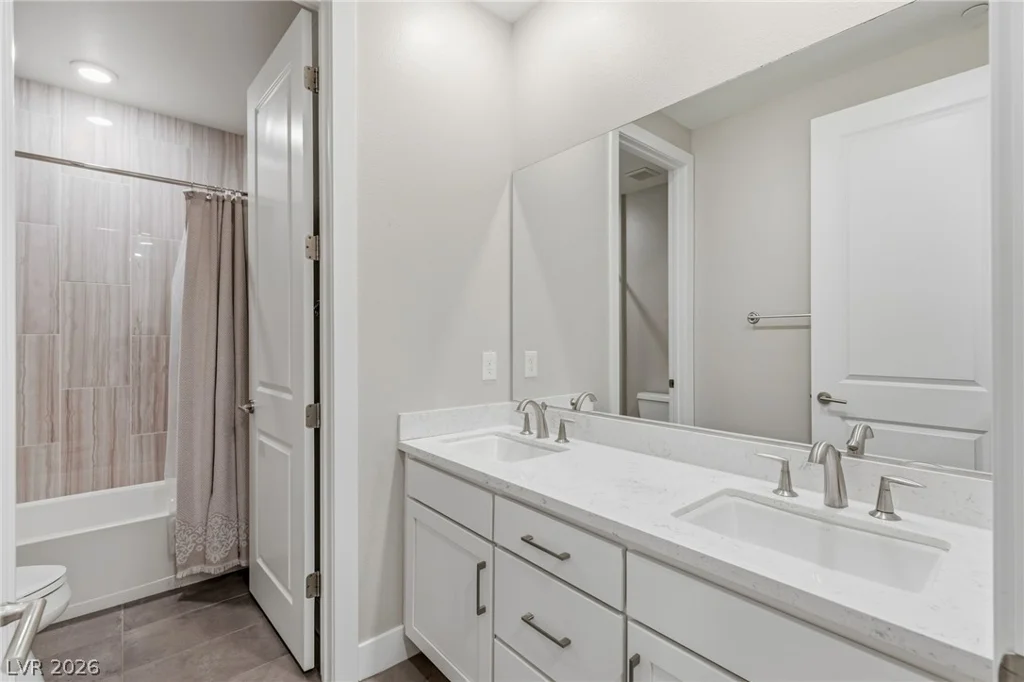 11280 Granite Ridge, Las Vegas, NV 89135