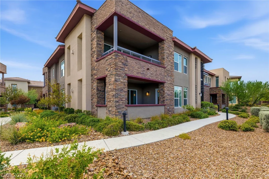 11280 Granite Ridge, Las Vegas, NV 89135