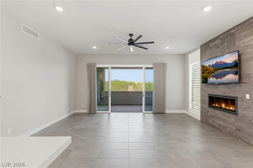 11280 Granite Ridge, Las Vegas, NV 89135