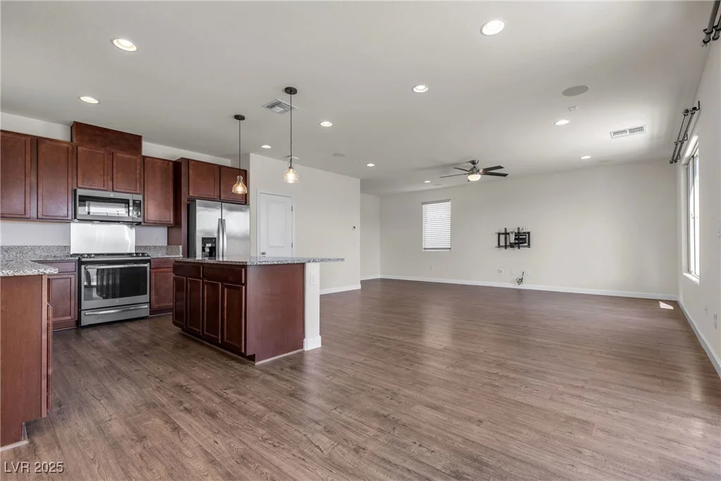 9917 Fletcher Peak, Las Vegas, NV 89178