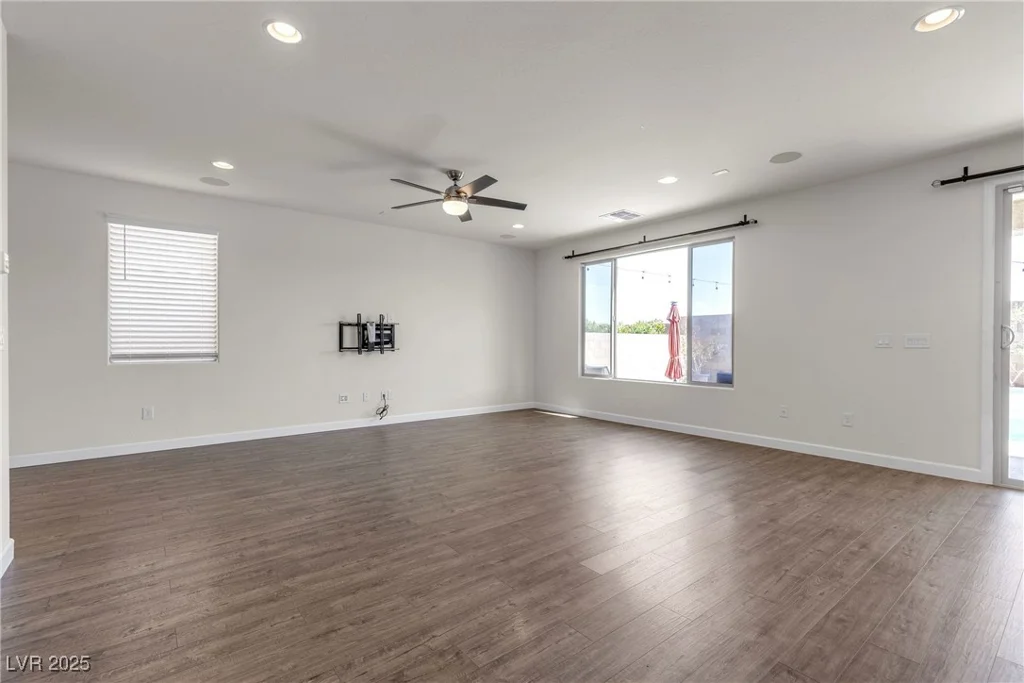 9917 Fletcher Peak, Las Vegas, NV 89178