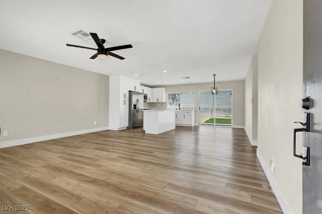 4270 Wendy, Las Vegas, NV 89115