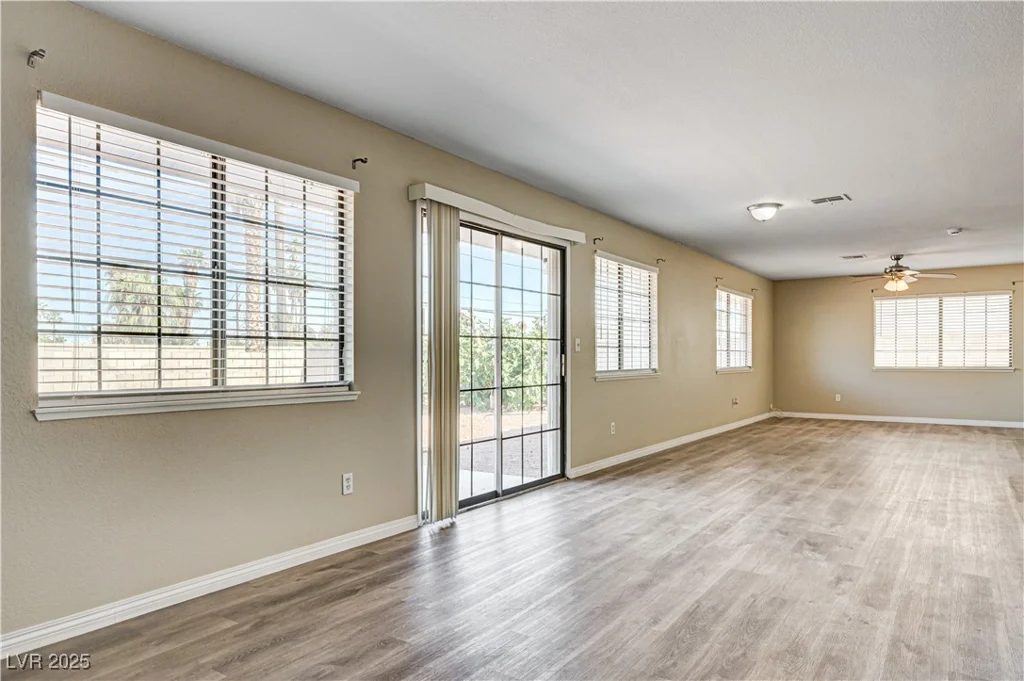 1620 Yellow Rose, Las Vegas, NV 89108