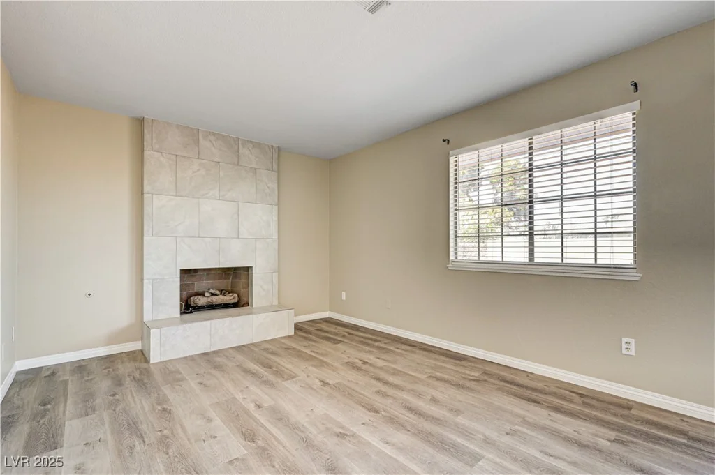1620 Yellow Rose, Las Vegas, NV 89108