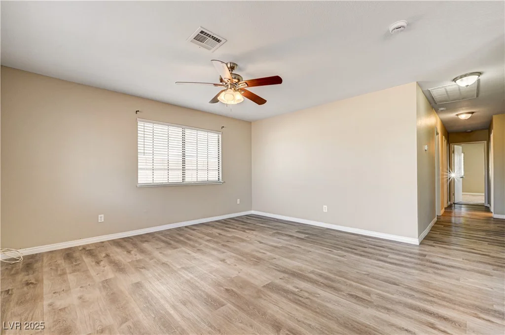 1620 Yellow Rose, Las Vegas, NV 89108