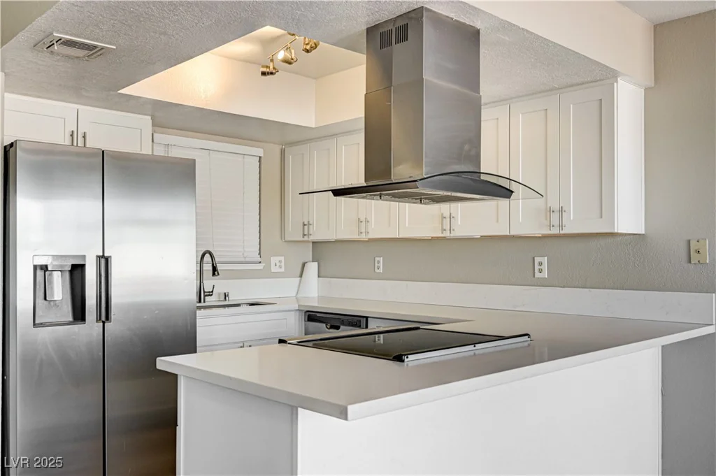 1620 Yellow Rose, Las Vegas, NV 89108