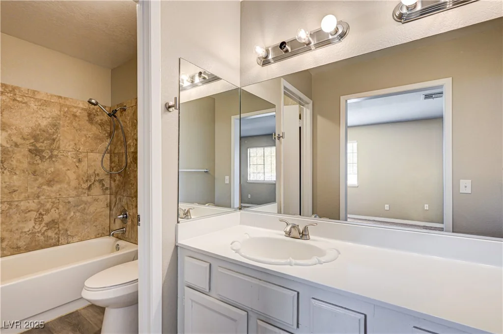 1620 Yellow Rose, Las Vegas, NV 89108