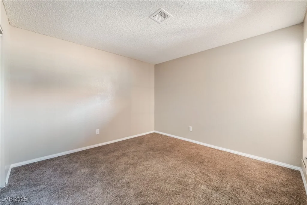 1729 Yellow Rose, Las Vegas, NV 89108
