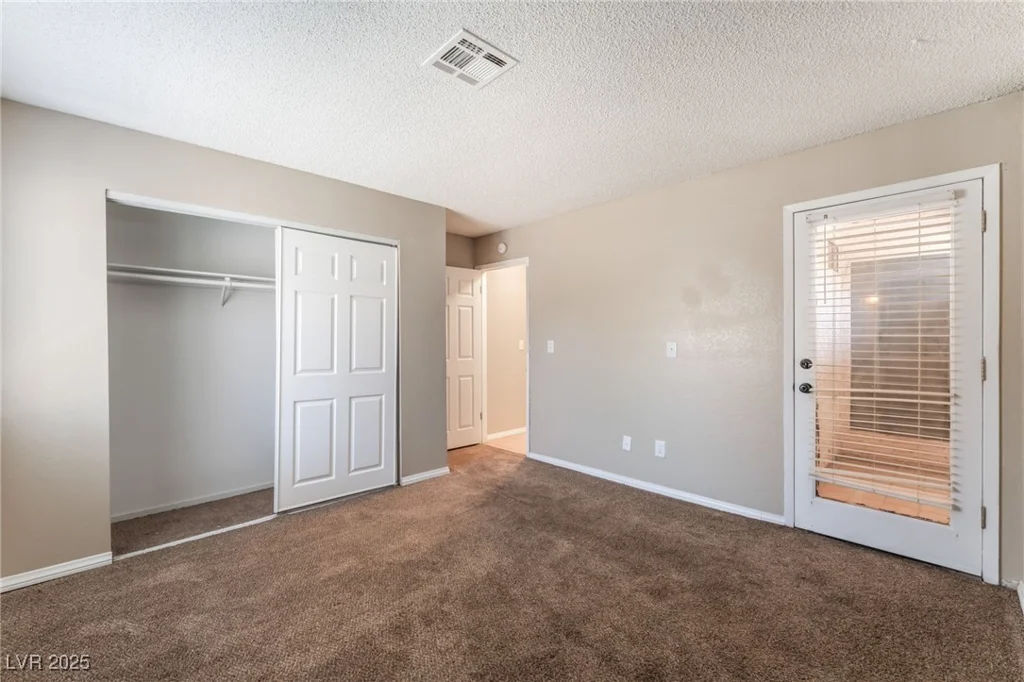 1729 Yellow Rose, Las Vegas, NV 89108