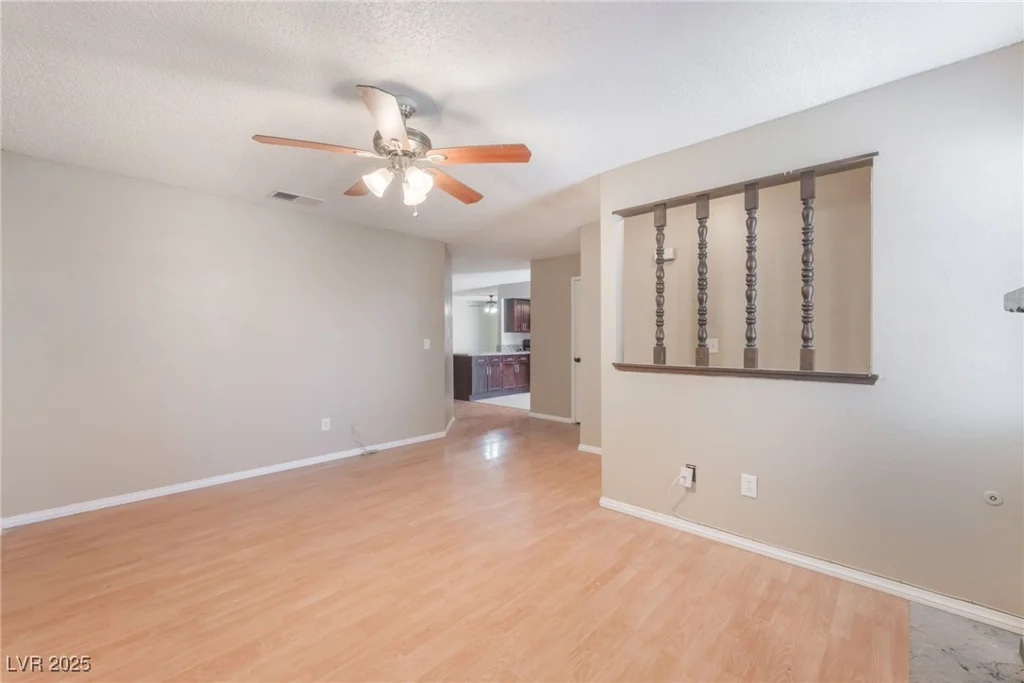 1729 Yellow Rose, Las Vegas, NV 89108