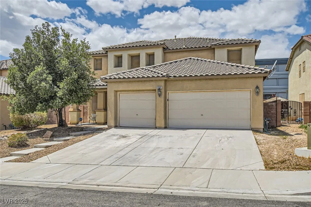 6329 Orange Hue, North Las Vegas, NV 89031