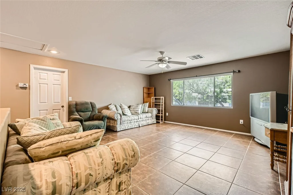 6329 Orange Hue, North Las Vegas, NV 89031