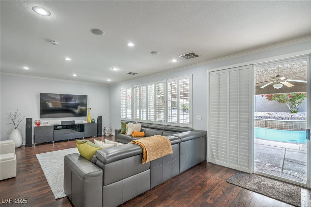 2959 Azure Bay, Las Vegas, NV 89117