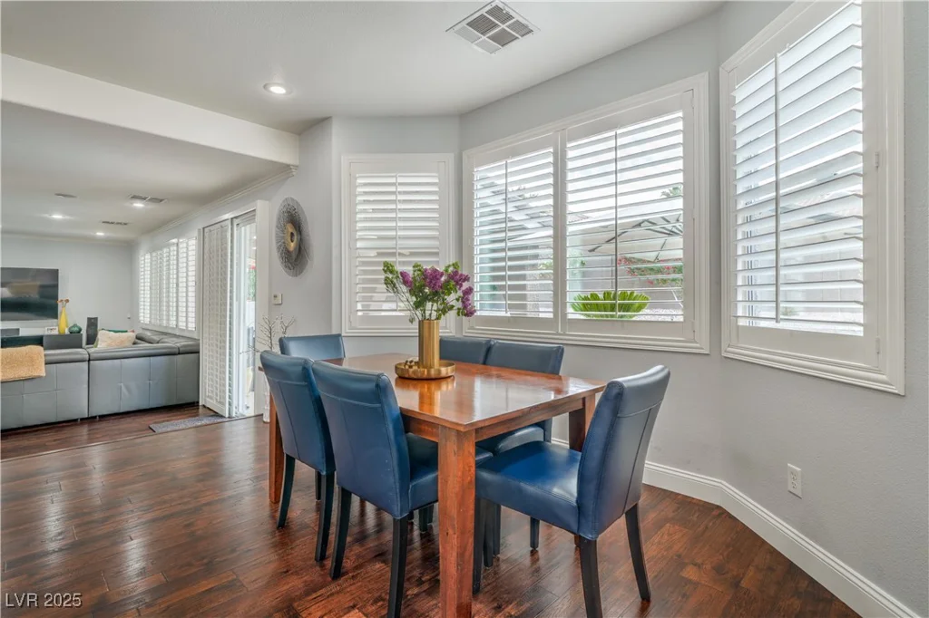 2959 Azure Bay, Las Vegas, NV 89117