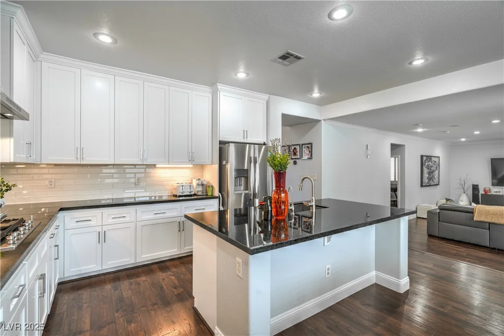 2959 Azure Bay, Las Vegas, NV 89117
