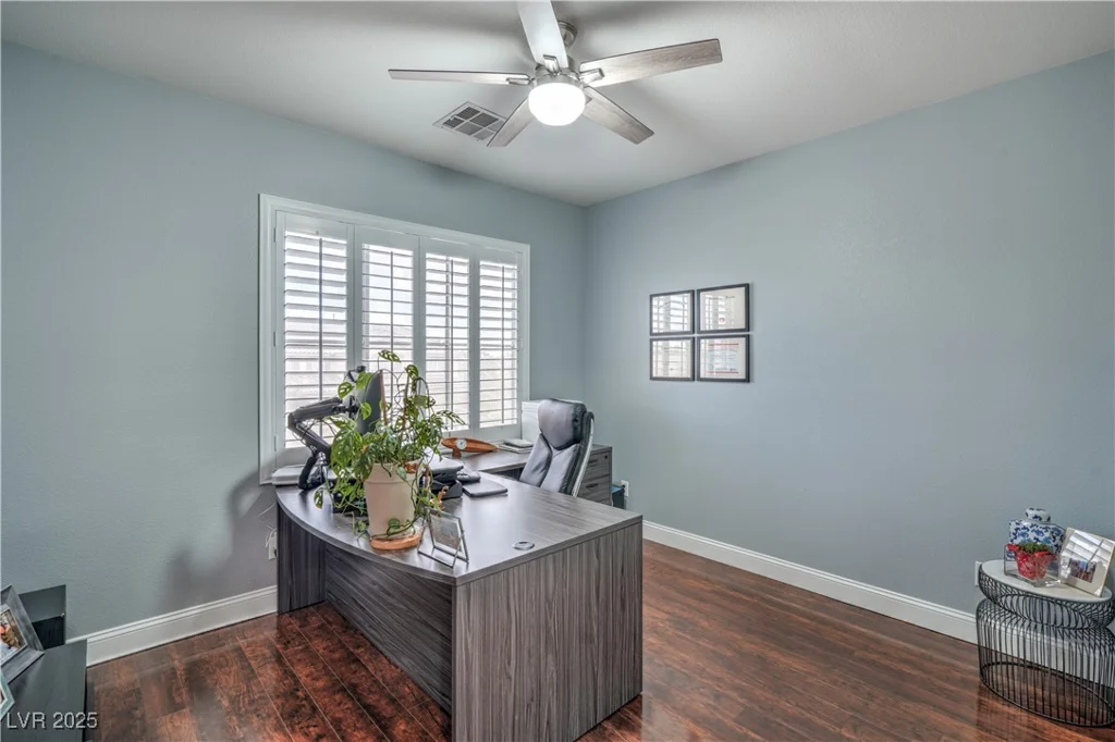 2959 Azure Bay, Las Vegas, NV 89117
