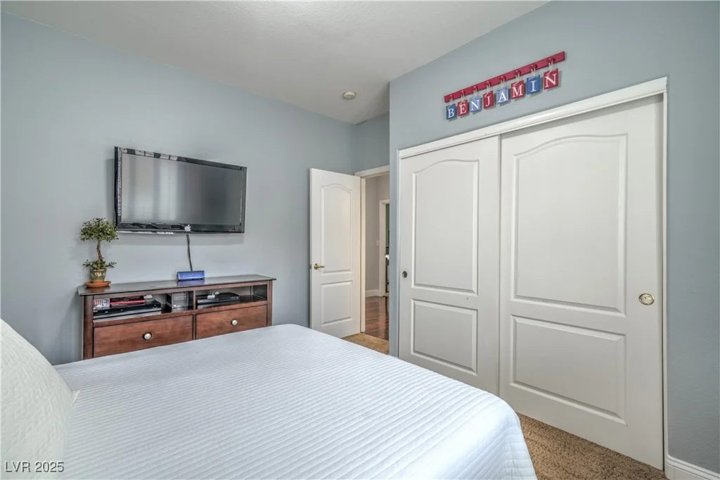 2959 Azure Bay, Las Vegas, NV 89117