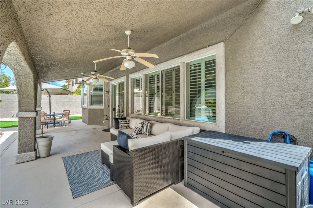 2959 Azure Bay, Las Vegas, NV 89117