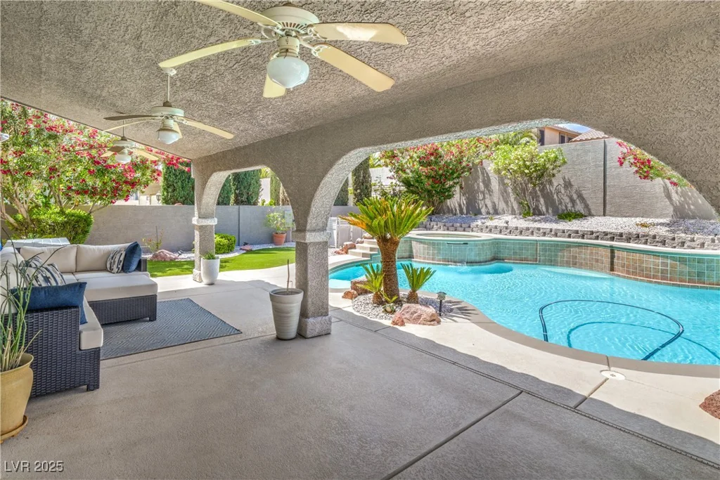 2959 Azure Bay, Las Vegas, NV 89117