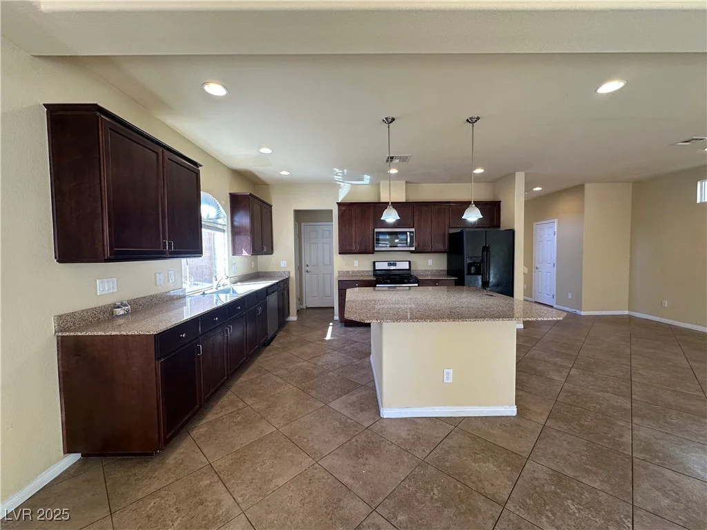 6093 Crown Palms, Las Vegas, NV 89139
