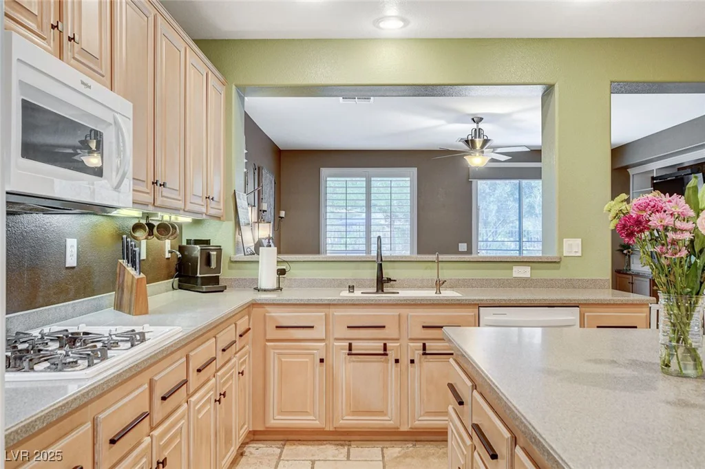 6409 Sea Swallow, North Las Vegas, NV 89084
