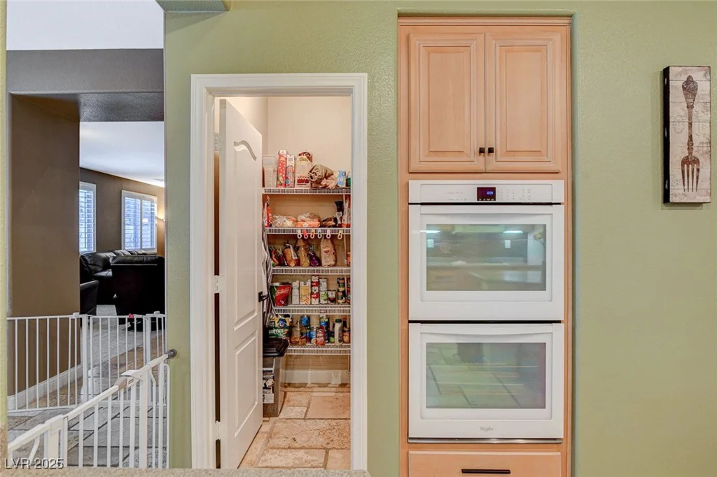 6409 Sea Swallow, North Las Vegas, NV 89084