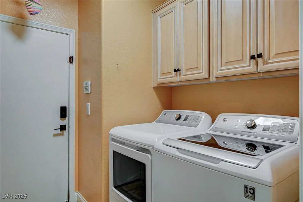 6409 Sea Swallow, North Las Vegas, NV 89084
