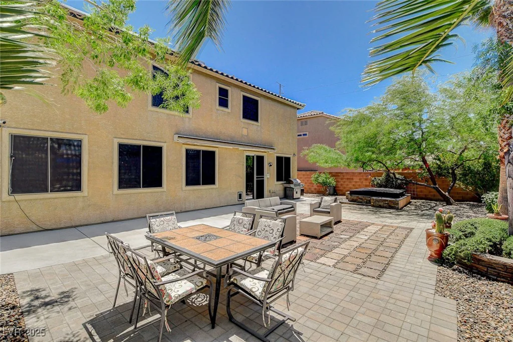 6409 Sea Swallow, North Las Vegas, NV 89084