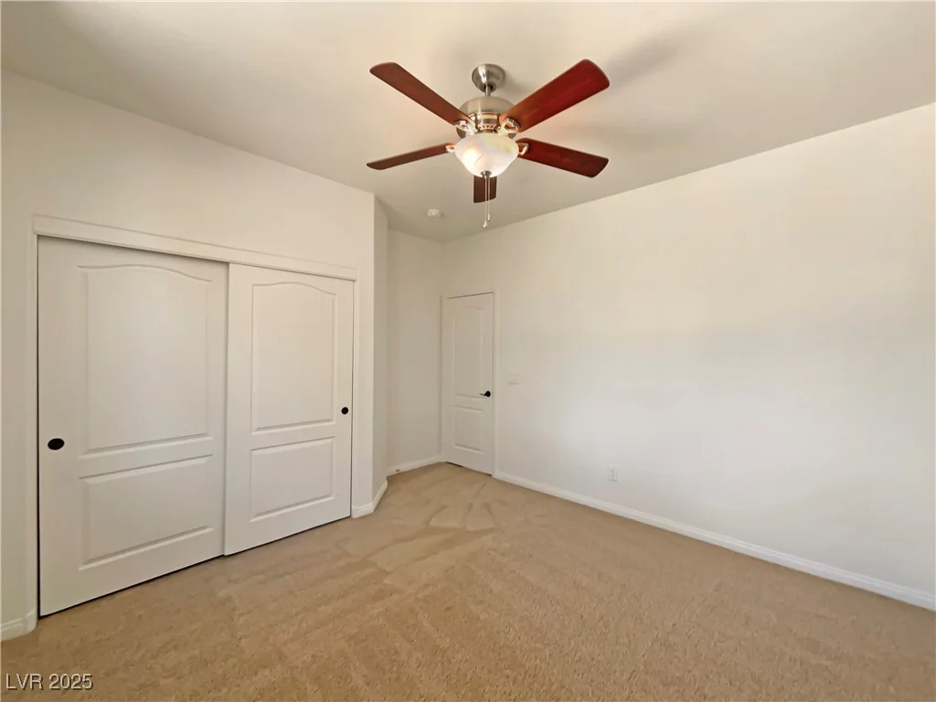 9319 Bronze River, Las Vegas, NV 89149
