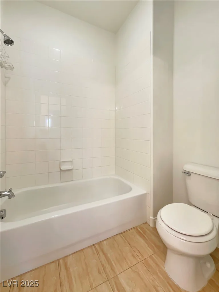 9319 Bronze River, Las Vegas, NV 89149