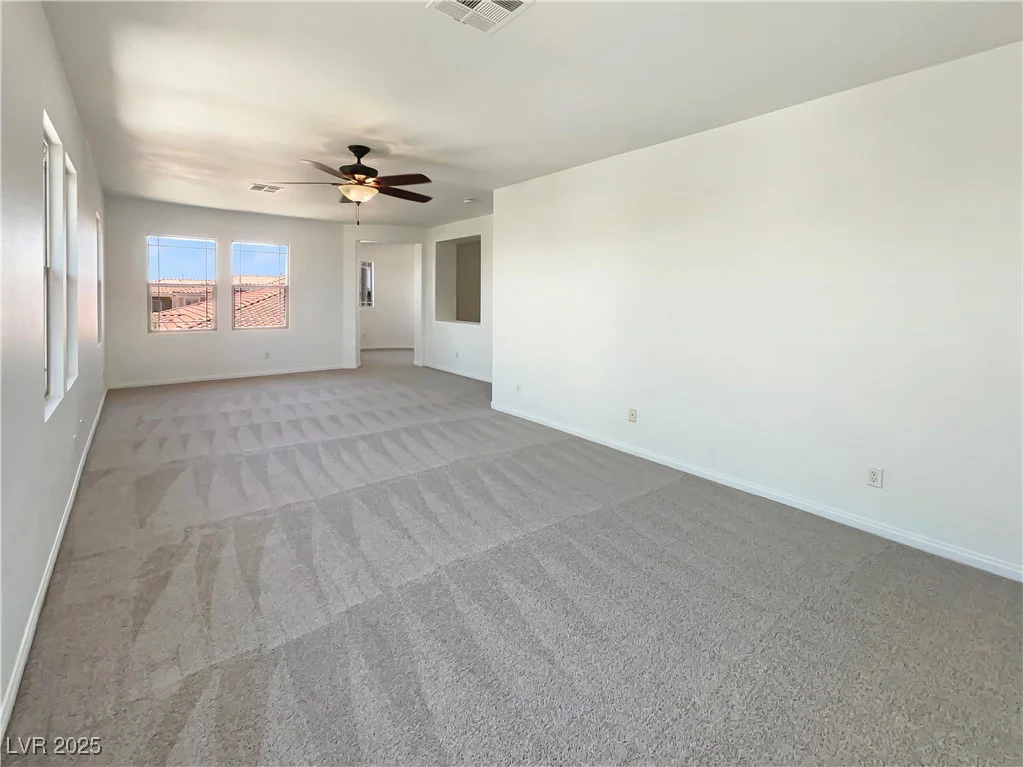 9319 Bronze River, Las Vegas, NV 89149