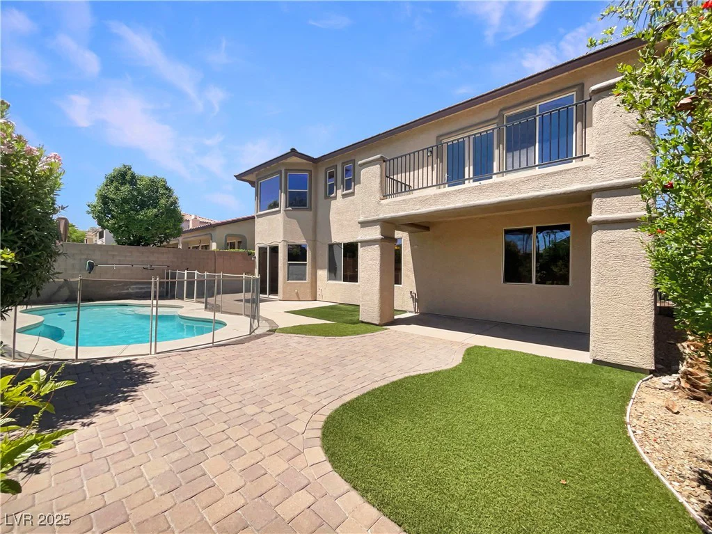 9319 Bronze River, Las Vegas, NV 89149