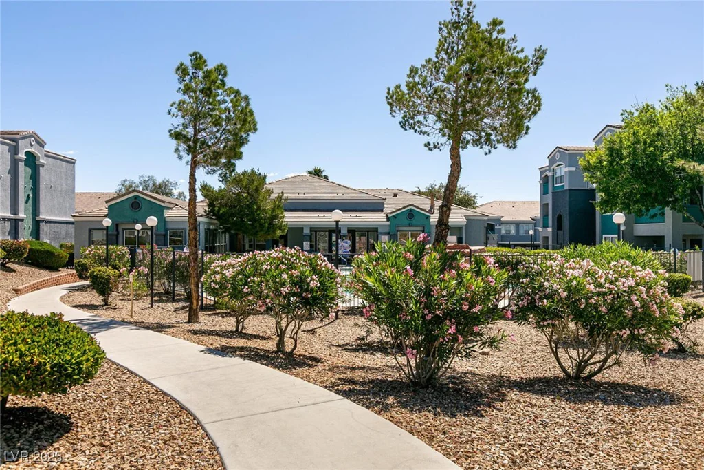 6955 Durango, Las Vegas, NV 89149