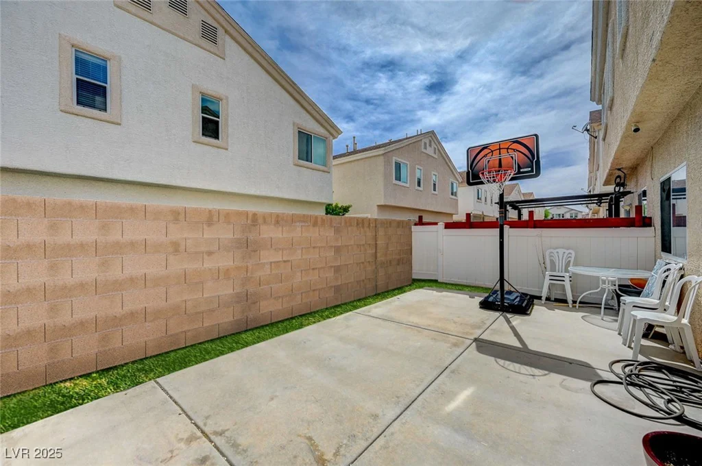 8801 Duncan Barrel, Las Vegas, NV 89178