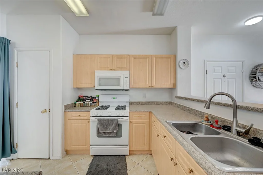 8801 Duncan Barrel, Las Vegas, NV 89178