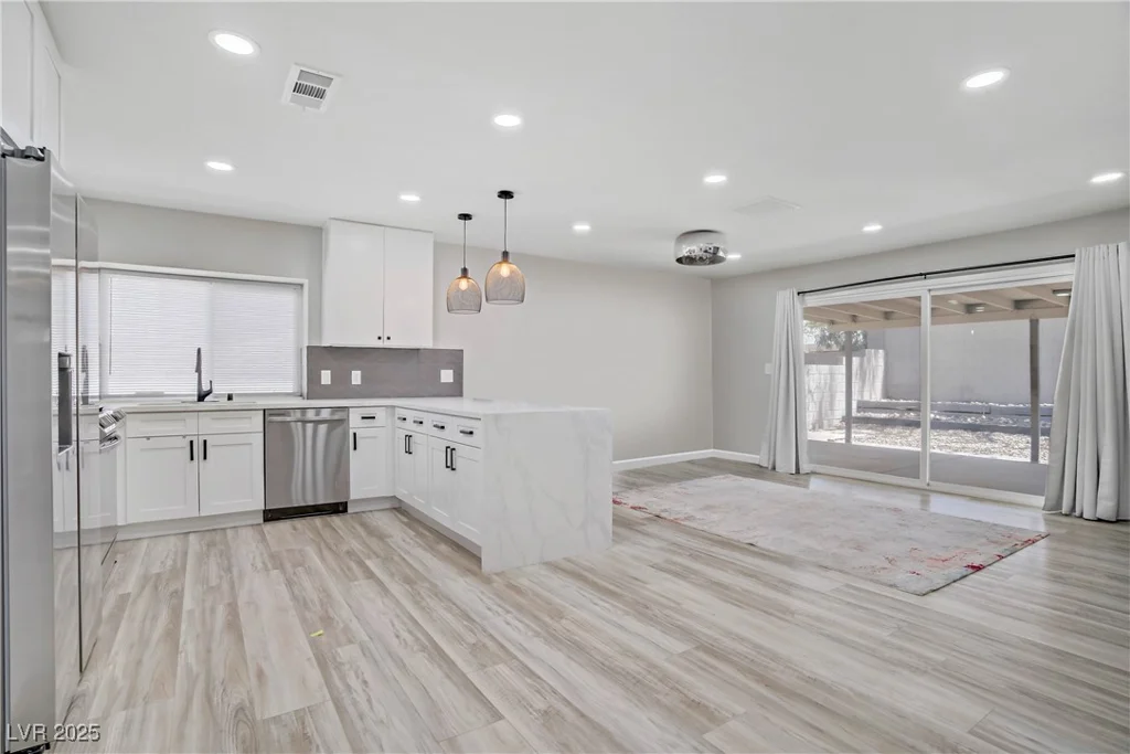 823 Cherry, Henderson, NV 89002