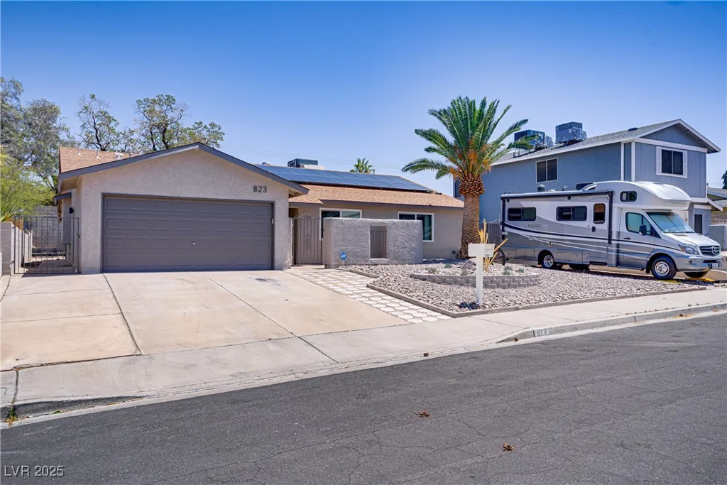 823 Cherry, Henderson, NV 89002