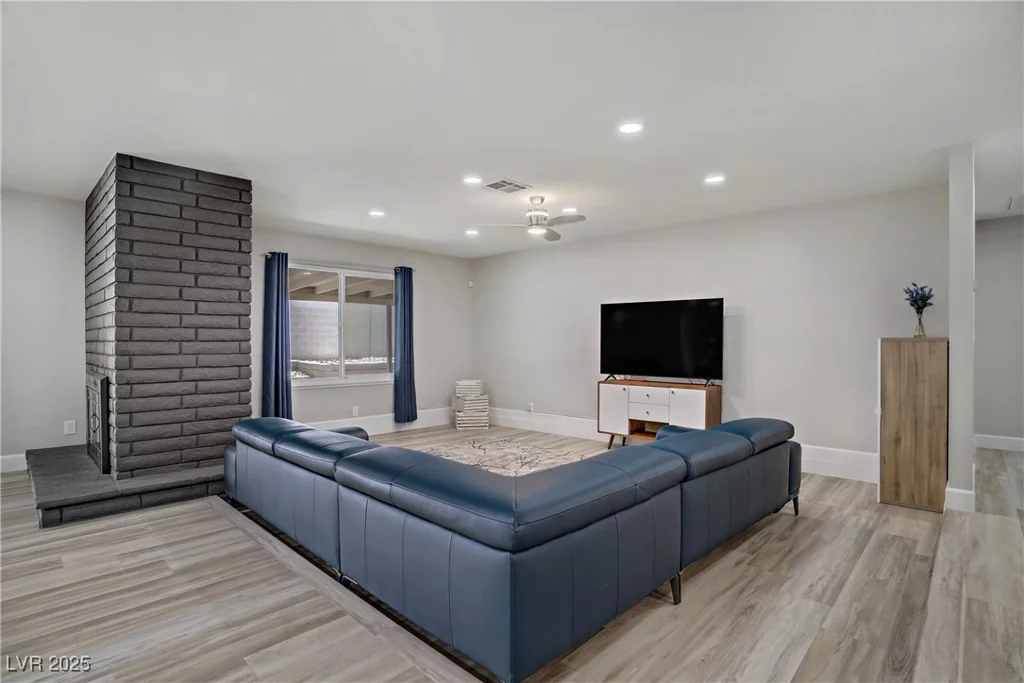 823 Cherry, Henderson, NV 89002
