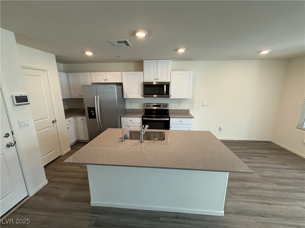 1906 Arietta Vista, Henderson, NV 89044