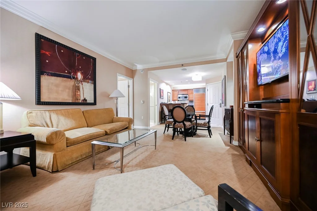 135 HARMON, Las Vegas, NV 89109