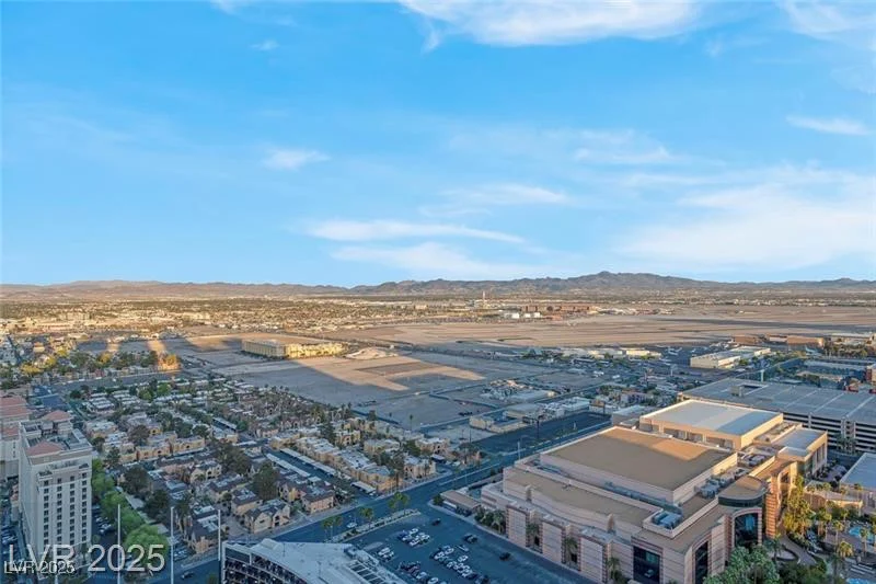 135 HARMON, Las Vegas, NV 89109