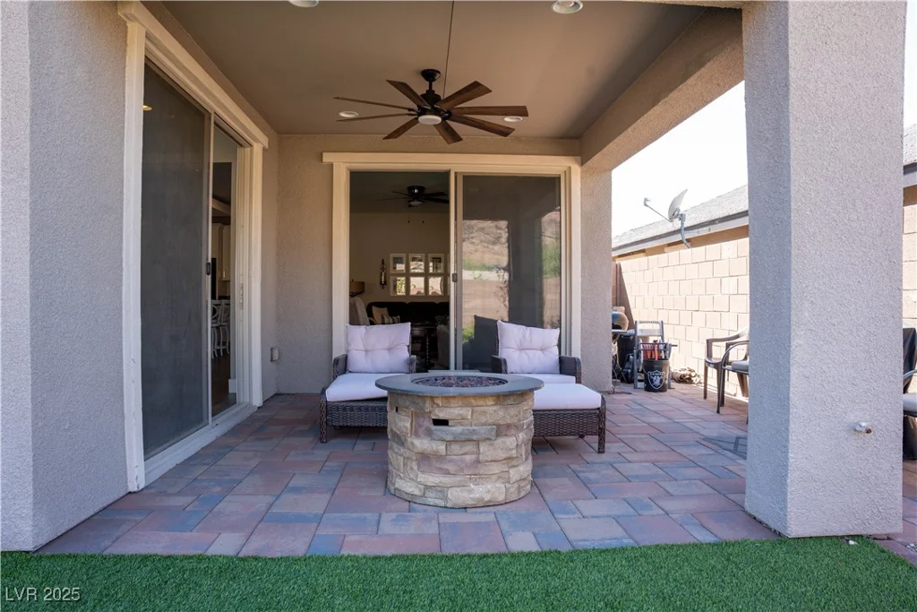 32 Via Del Fiume, Henderson, NV 89011