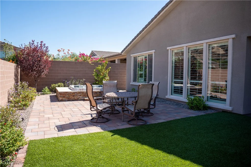 32 Via Del Fiume, Henderson, NV 89011