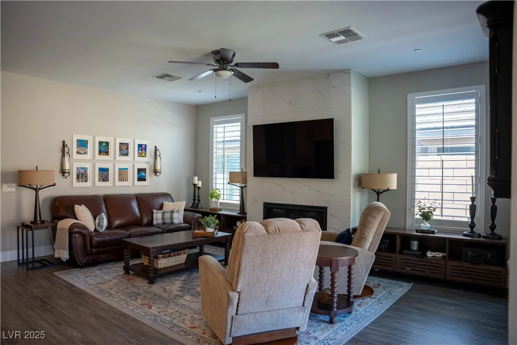 32 Via Del Fiume, Henderson, NV 89011