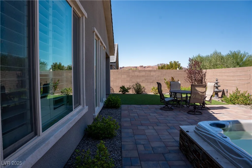 32 Via Del Fiume, Henderson, NV 89011