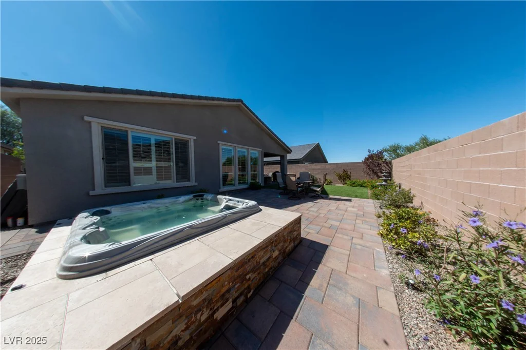 32 Via Del Fiume, Henderson, NV 89011