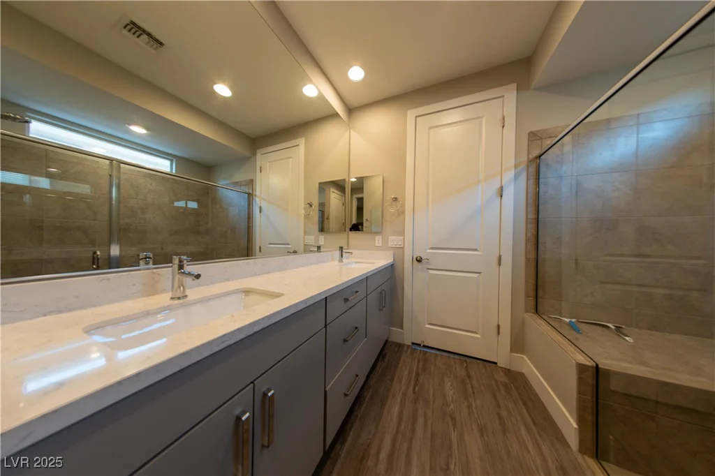 32 Via Del Fiume, Henderson, NV 89011