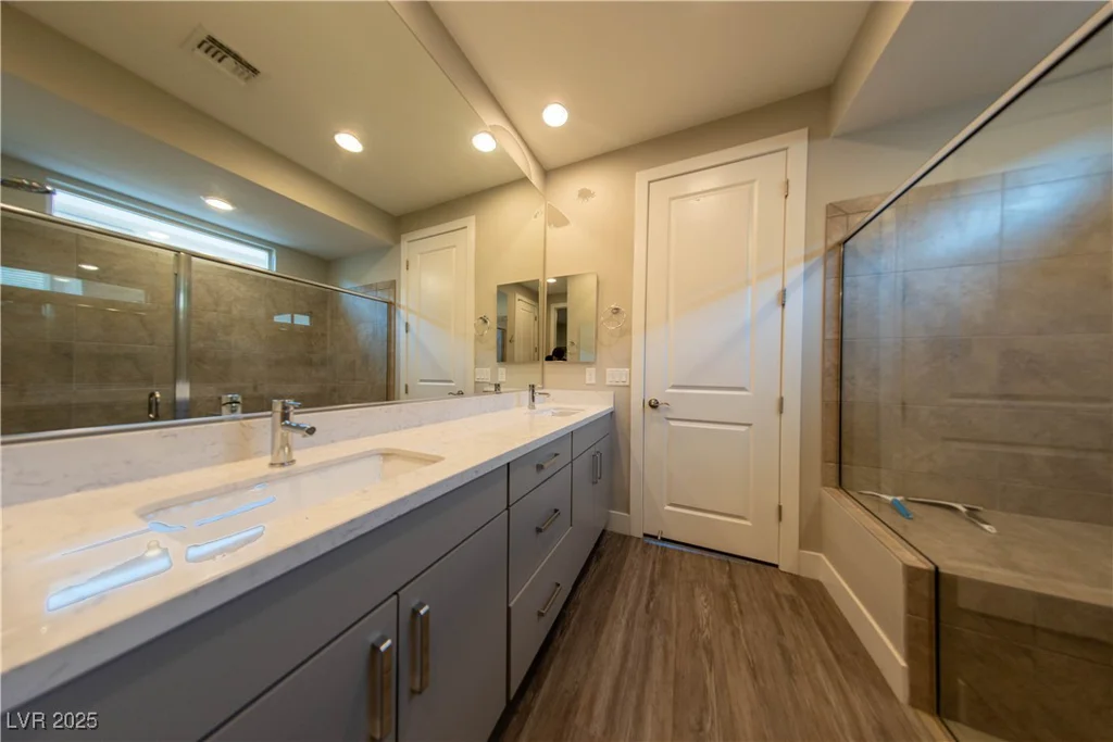 32 Via Del Fiume, Henderson, NV 89011