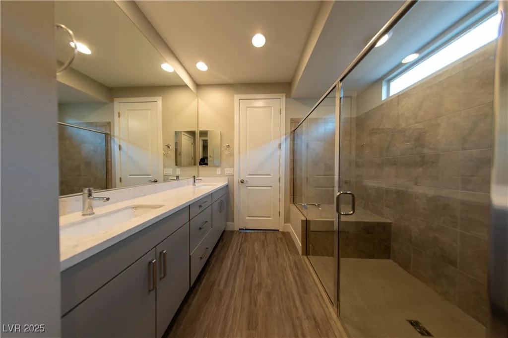 32 Via Del Fiume, Henderson, NV 89011